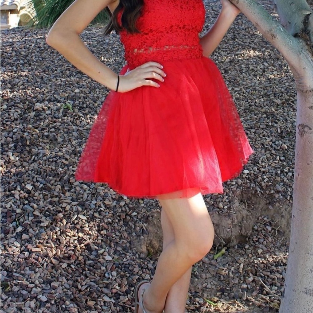 Red   2 peice dress. Size 11, worn once,    David’s Bridal